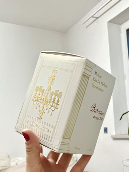 Maison Alhambra Baroque Rouge