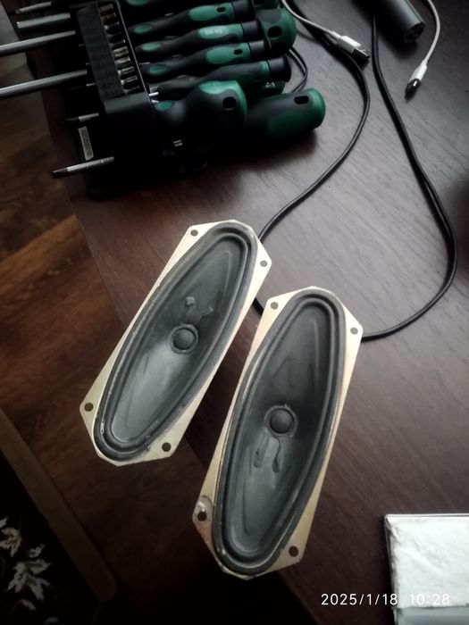 Продам динамики к телевизору