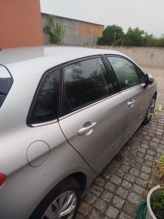 Citroen C4 e-HDI Automático