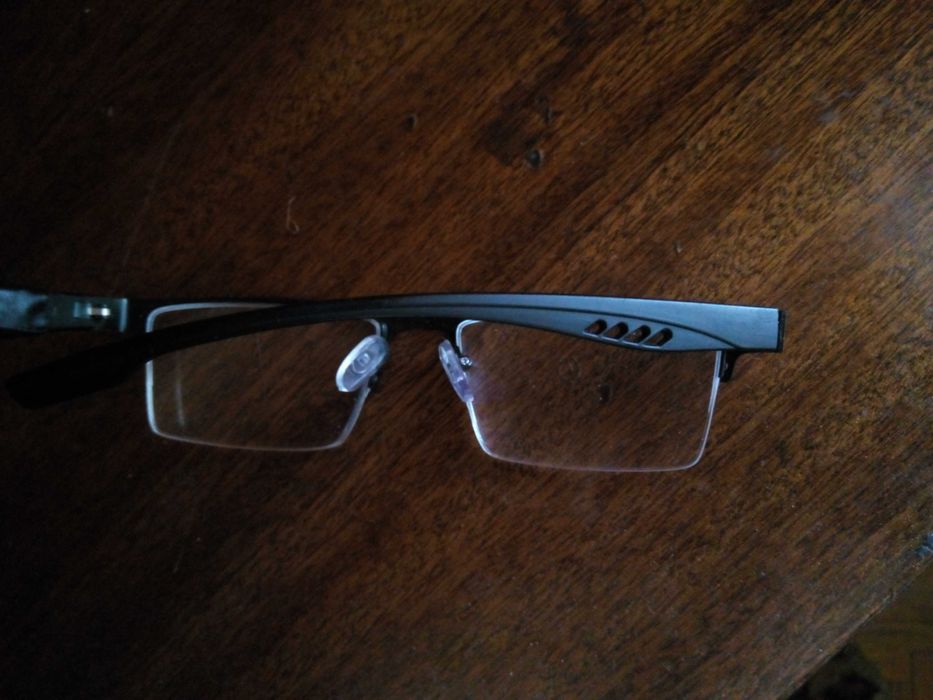 Ищу дужку для очков