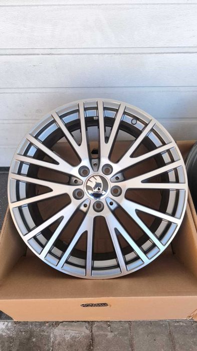 Felgi aluminiowe Skoda Octavia MK4 Vw Audi 18" 5x112 Et49 (OL763F)