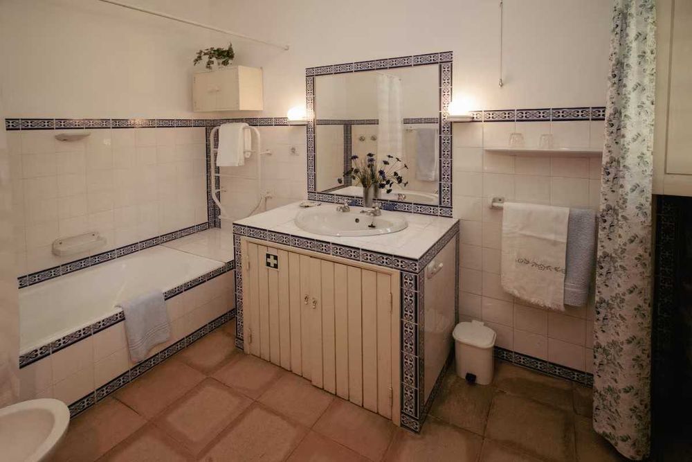 Excepcional Arrenda-se T1 mobilado em quinta com jardins | Amares 4720-427 | Setembro-Junho | Despesas incluídas