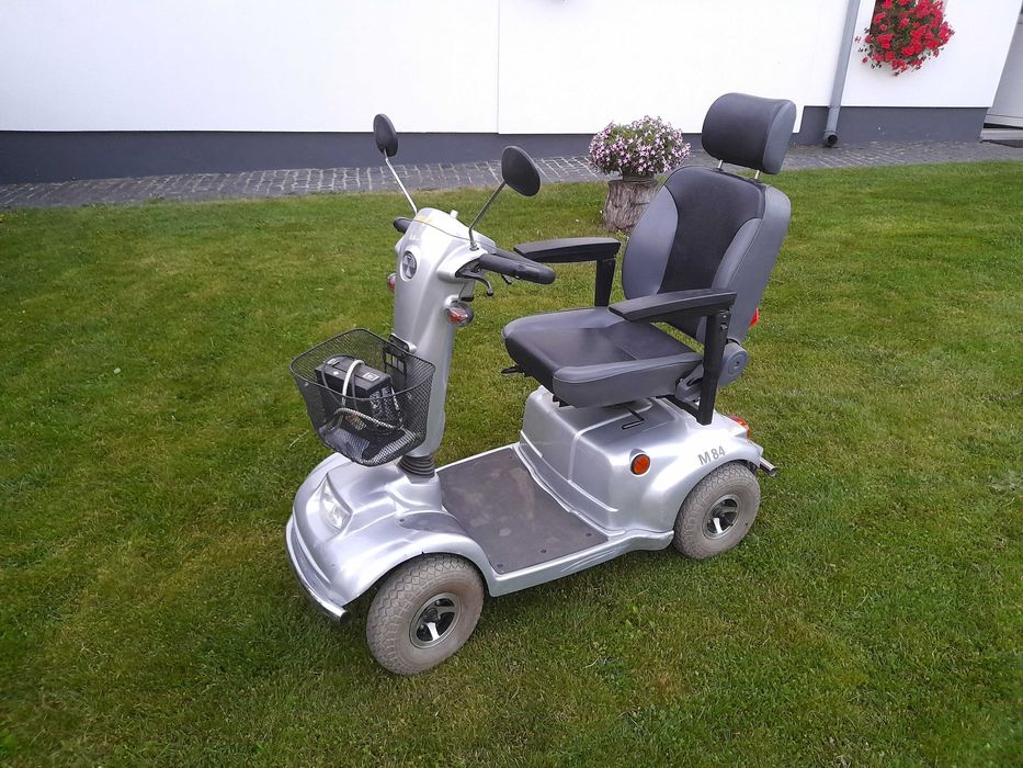 Wózek elektryczny, skuter Mobilis M84 dla seniora.