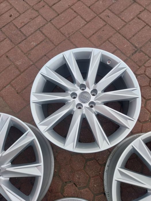 Oryginalne Felgi Aluminiowe Audi R20 5x112 9J ET 38