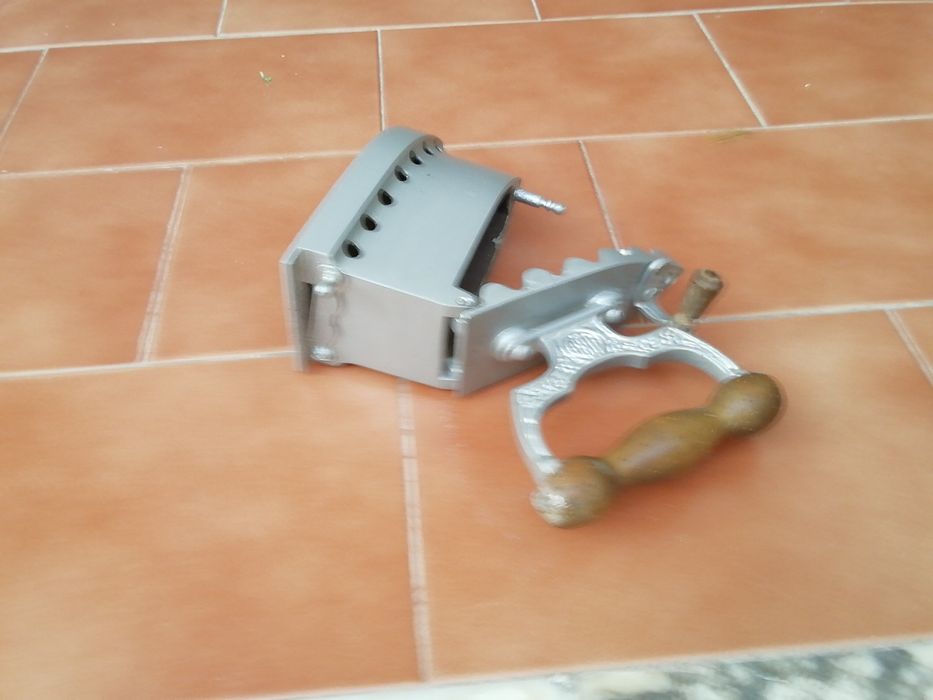 Ferro antigo em ferro