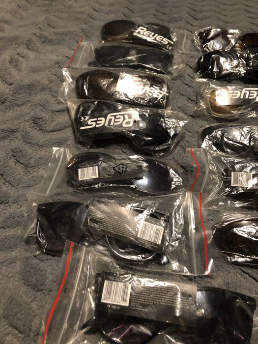 Zestaw okularów firmy „Reyes” - 20 szt