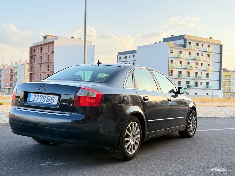 Audi A4 1.9 pd130 2001