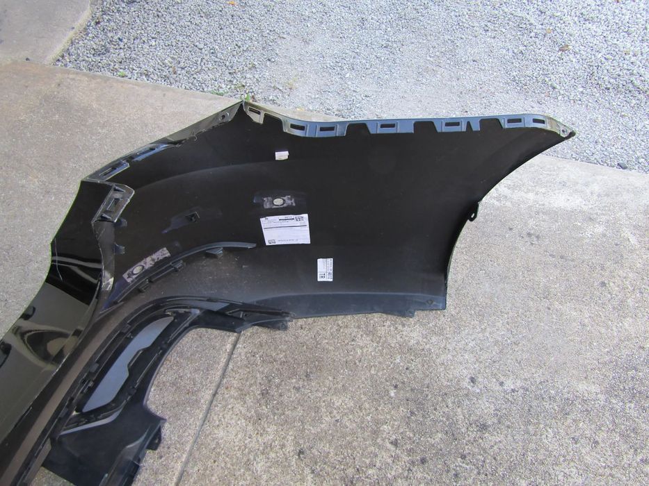 Para-choques tras Seat Leon carrinha ano 2023 (original), usado