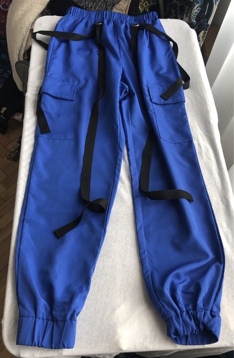 Niebieskie spodnie Cargo / Joggersy SHEIN – Styl Streetwear S