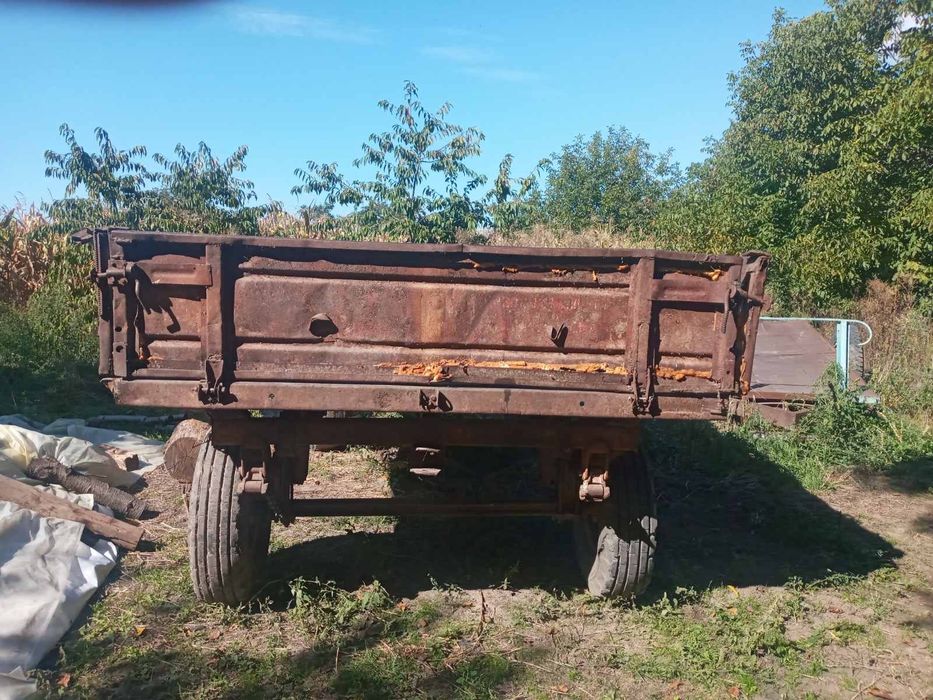 Тракторний причіп