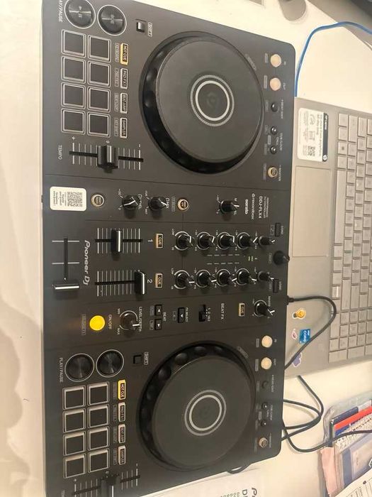 Kontroler DJ Pioneer DJ DDJ-FLX4 Rekordbox / Serato Jak Nowy