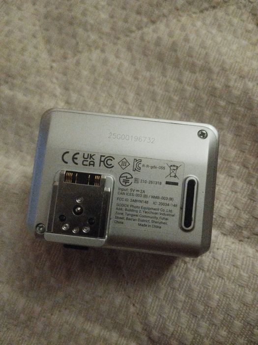 Godox iT30 Pro S — компактная вспышка для Sony