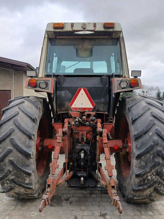 international 886