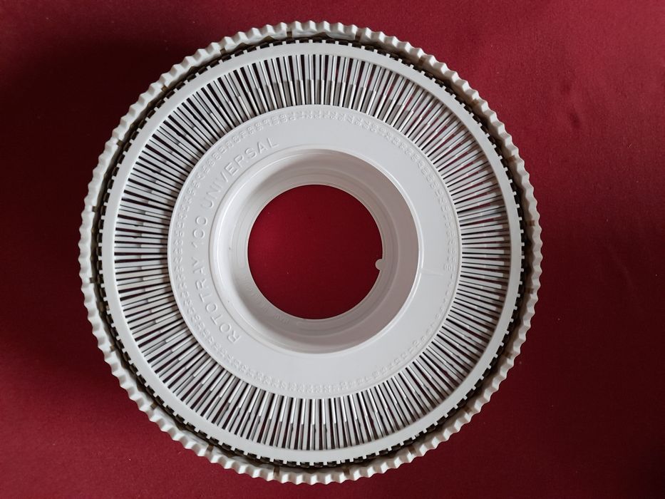 View-Master ROTOTRAY 100 Universal