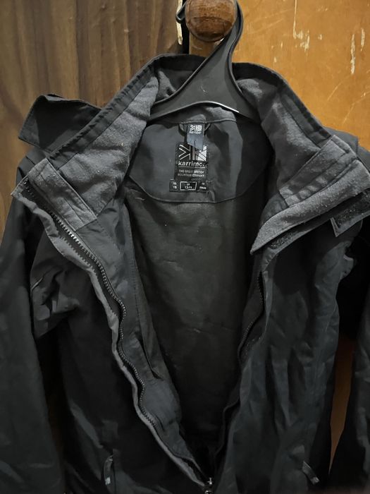 Чоловіча чорна куртка-вітровка Karrimor Urban Weathertite Jacket | Водонепроникна вітровка Карімор | Водовіштовхуюча трекінгова куртка Karrimor |