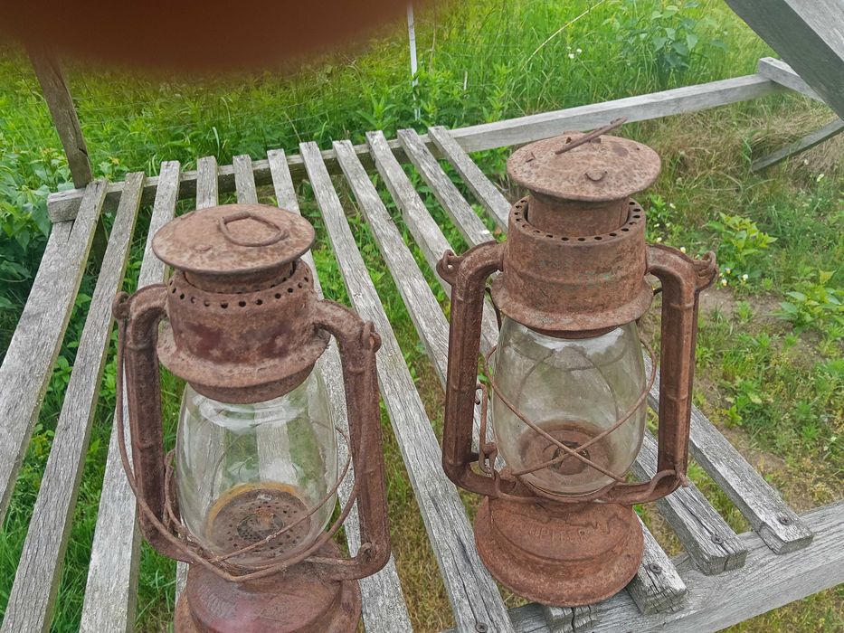 Stare latarnie naftowe Jupiter 2 oraz Olkusz Jdeal