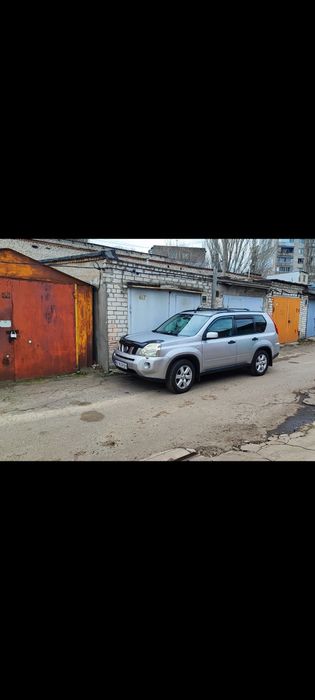 Продаю  авто  Нісан Ікстрейл