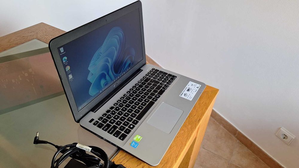 Asus X555LD Core i3 1.7GHz- 8GB Ram- SSD 240GB- NVidia- Win11