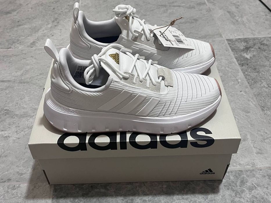 Оригінал кросівки adidas swift runner/25см
