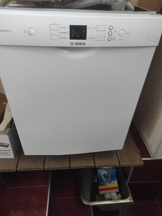 Посудомийна машина, посудомойка Bosch 60 см smu 58
