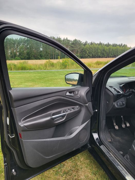 Ford Kuga 2.0 TDCi 4x4 ST-Line