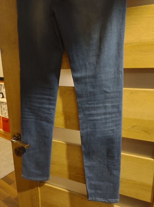 Levis spodnie damskie