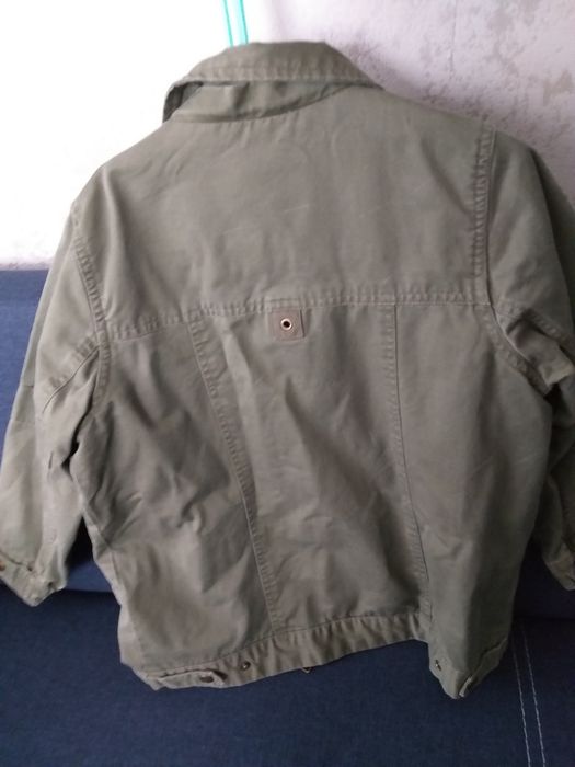 Куртка на мальчика 5-8лет.