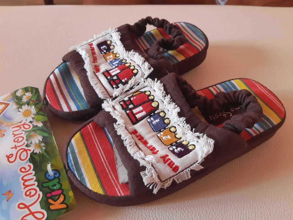 Дитяче літнє взуття