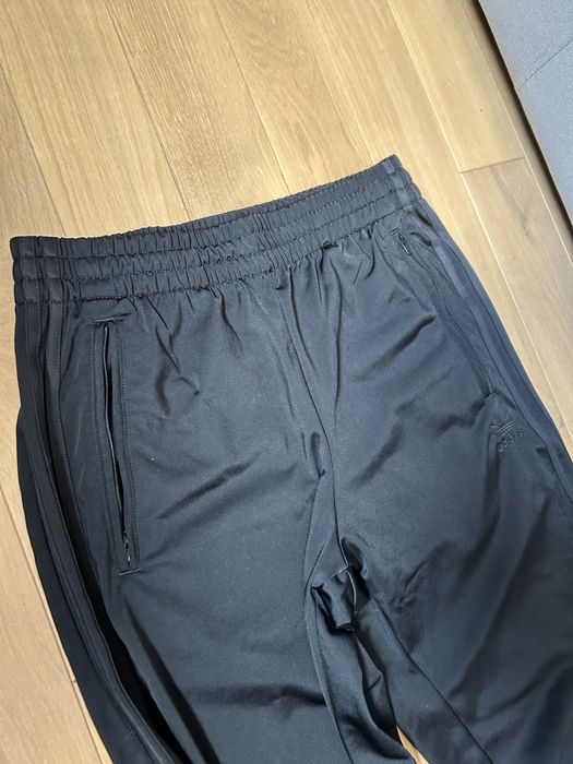 Spodnie Adidas czarne