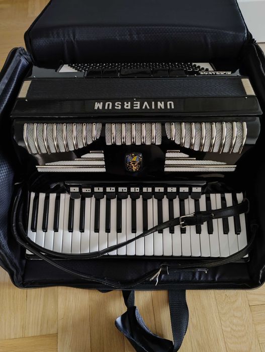 Akordeon weltmeister 120bas.