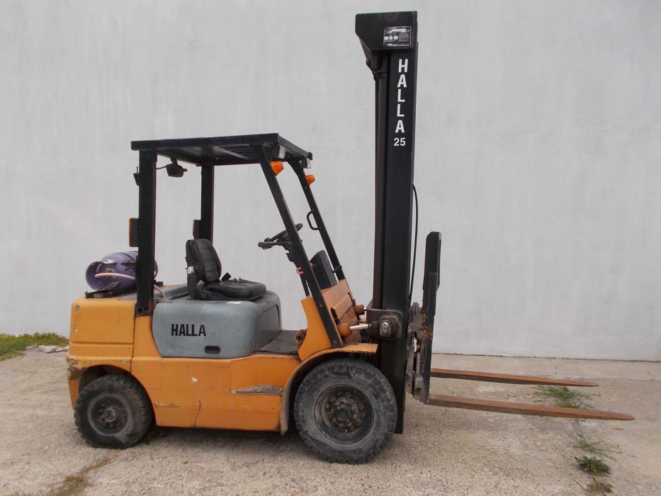 Wózek widłowy LPG HALLA HLF 25 Continental TM 27