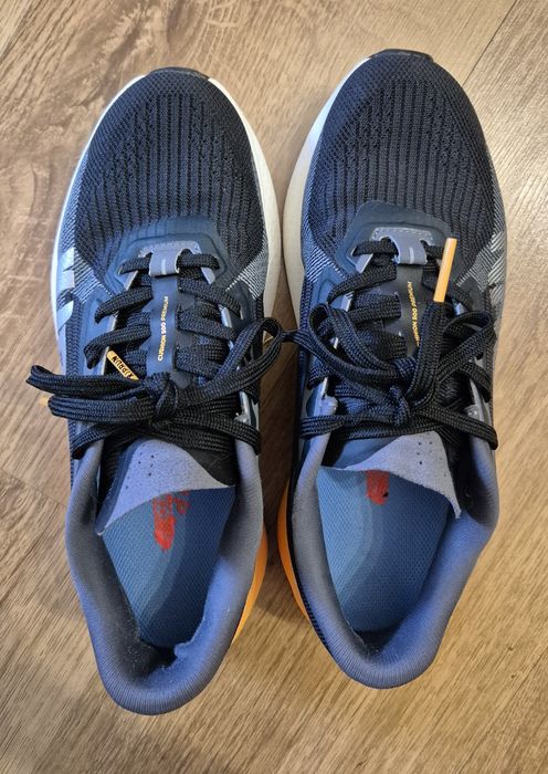 Buty do biegania damskie - Kiprun Cushion 500 Premium. Stan idealny