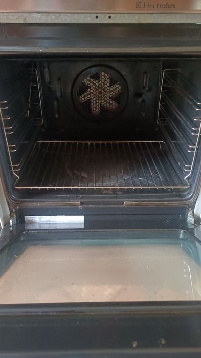 Kuchenka gazowo-elektryczna Electrolux EKK 5016X (Inox) – Sprawna