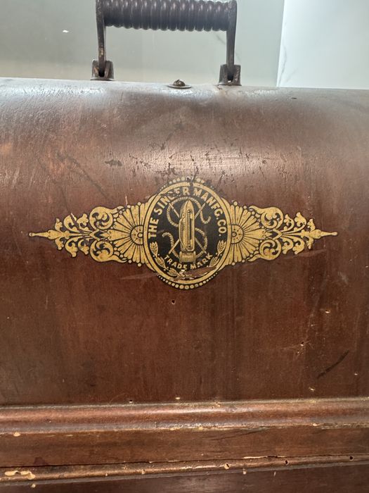 máquina de costura antiga Singer