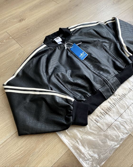Жіночий бомбер Adidas x Jennie(BLACKPINK)