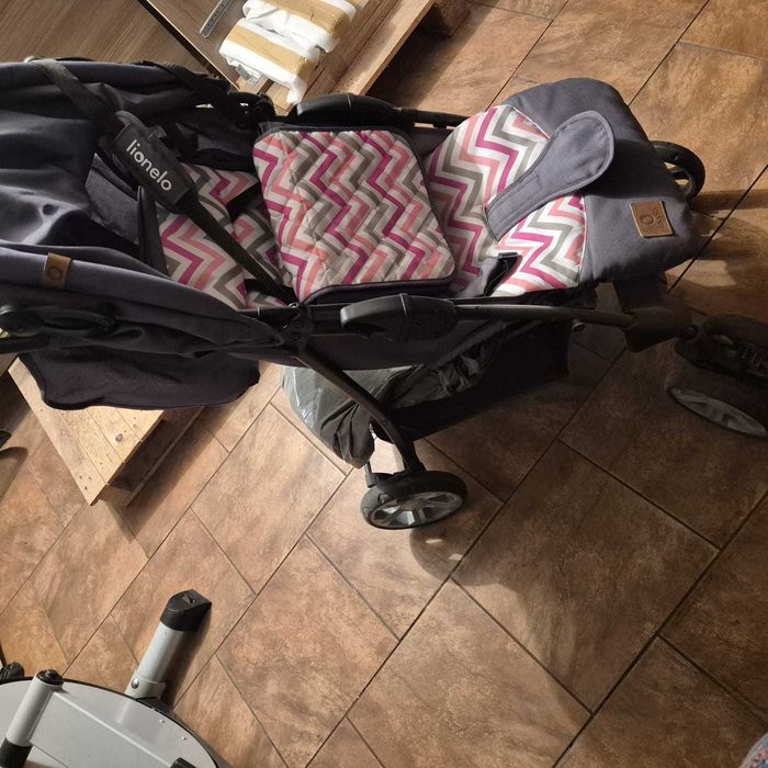 Wózek spacerowy nowy