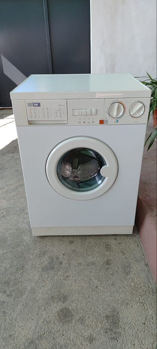 Máquina de lavar roupa