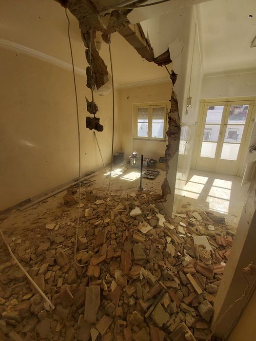 Recolha de Entrulho e Demolições