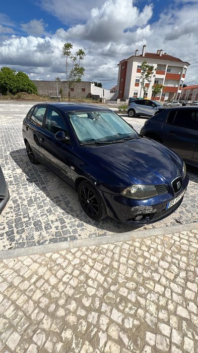 Seat Ibiza 1.4 Gasolina – Económico