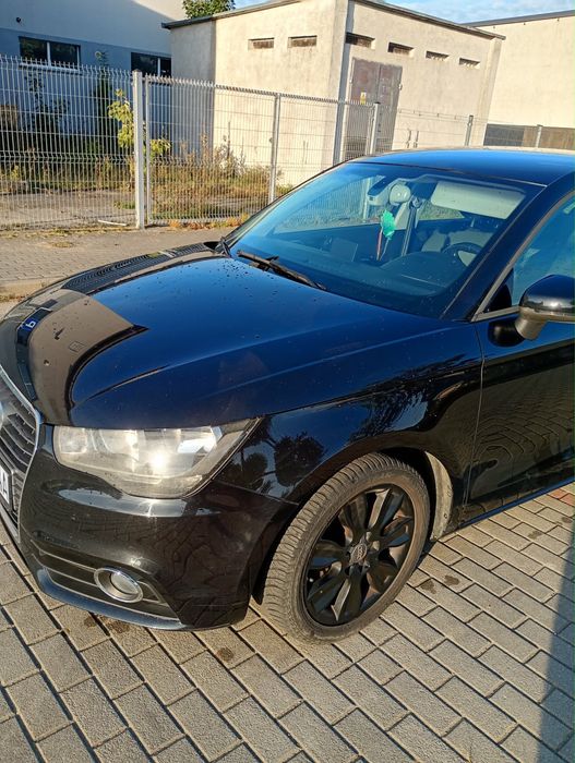 AUDI A1 1.6 TDI 2012 rok