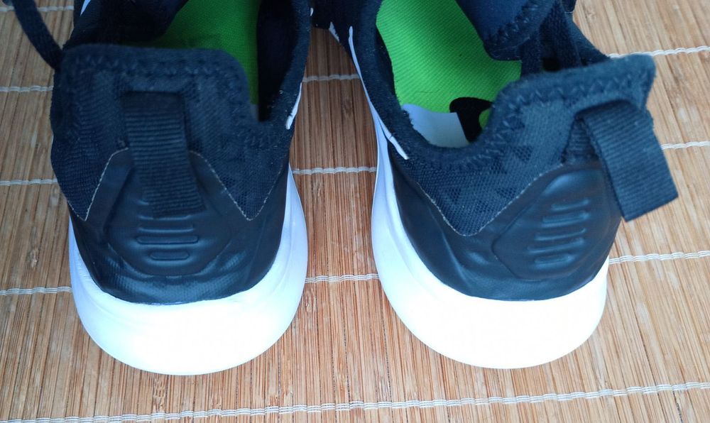 Фітнес бігові кросівки Nike Free Tr8 р 37,5