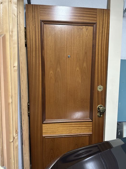 Portas de patin macisas em Mogno