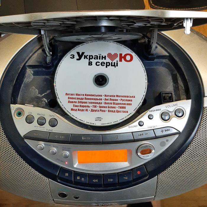 Магнитола "Sony CFD-S35CP"