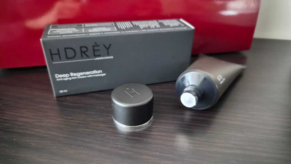 Hdrey Anti-wrinkle, intensive regenerating rich cream with massager 60 ml