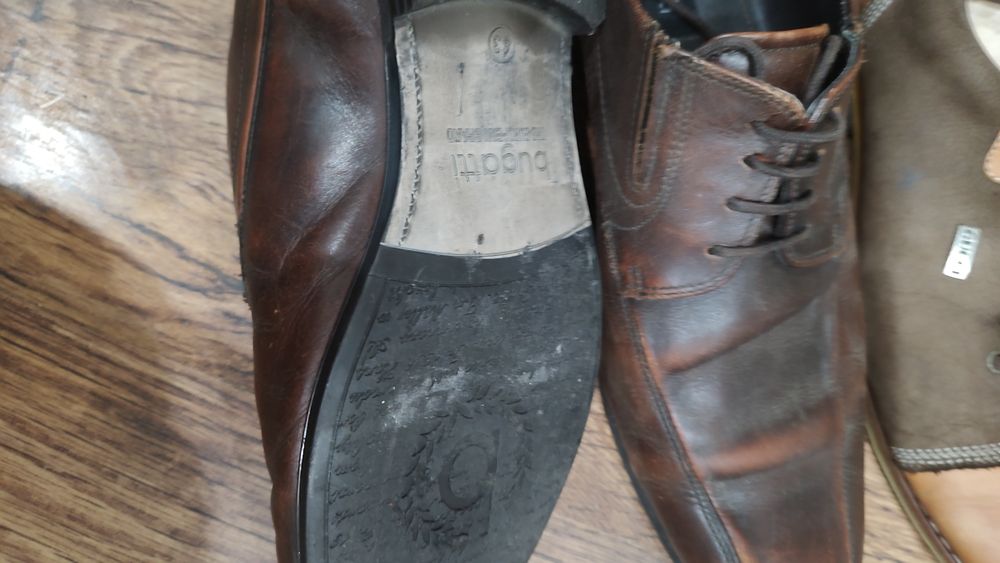 Półbuty męskie, skóra