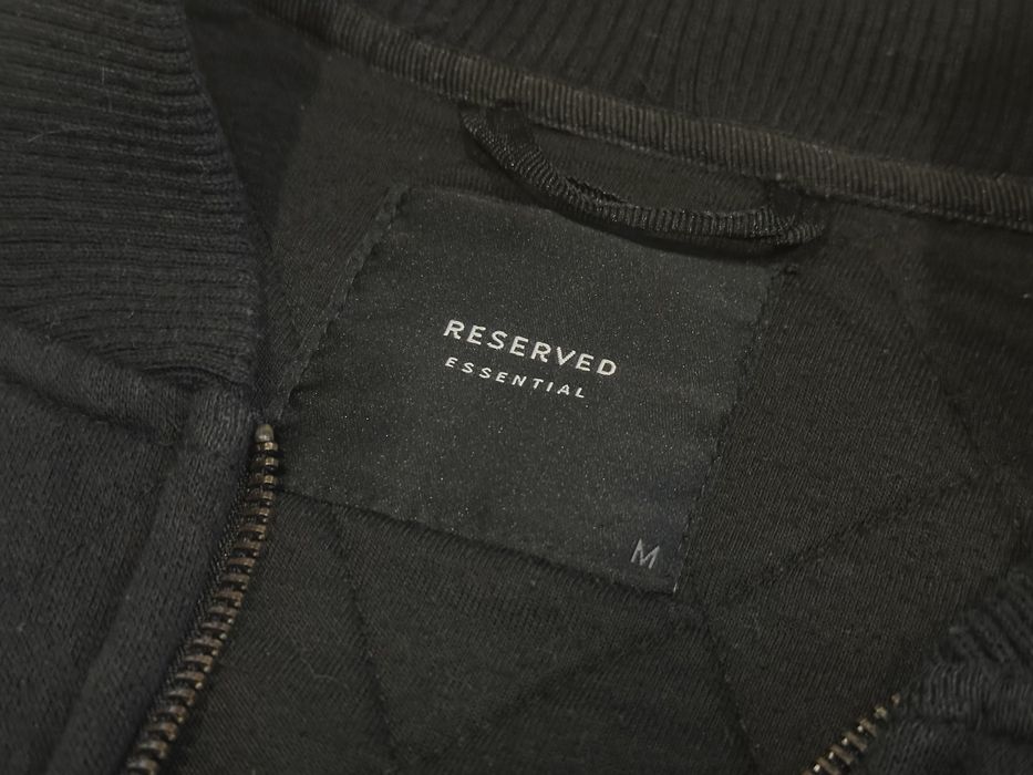 Бомбер M reserved