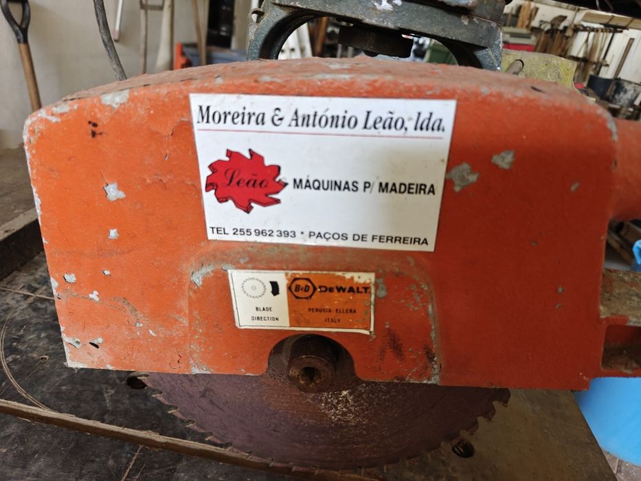Serra de Braço Radial DeWalt Trifásica – Funcional