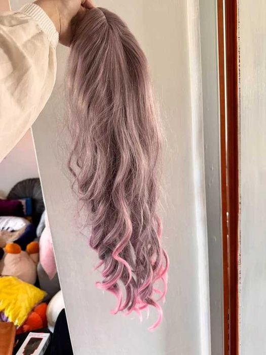 Fioletowa liliowa peruka z różowymi końcówkami fairycore kręcone włosy wavy hair wig