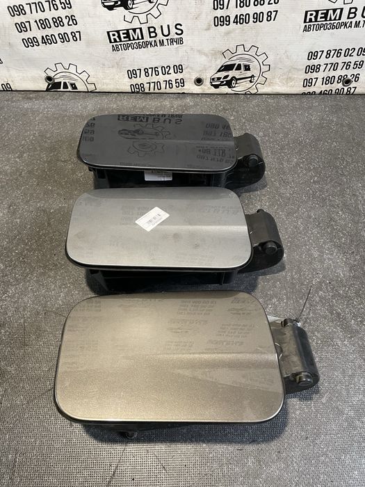 Лючок паливного бака, кришка бензобаку MB w212