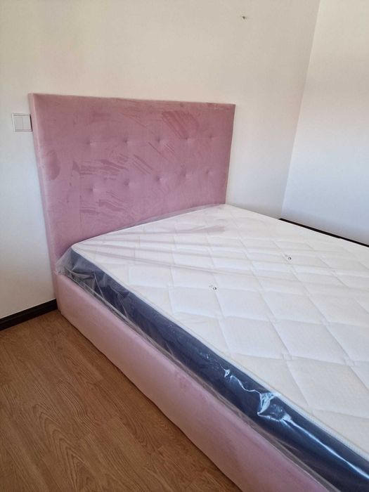 Camas de Casal Estofadas de Luxo 199€ Disp. em Várias Cores! 190x140m!